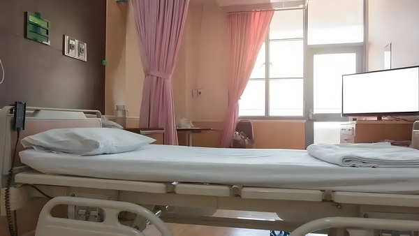 二十年后重刷《再生缘》，依旧觉得孟丽君和皇甫少华最为般配